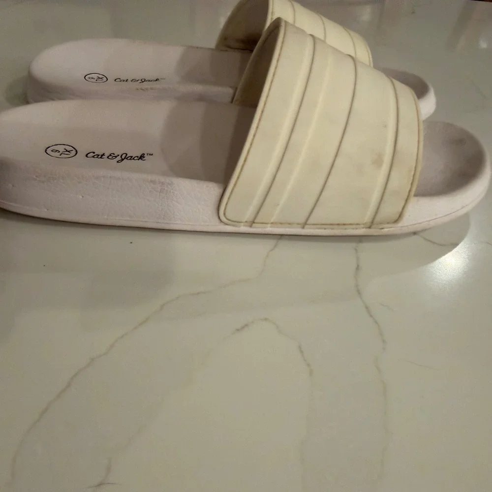 Cat & Jack‎ Kids Youth Slide Sandals Cream White Striped Strap Size XL 6